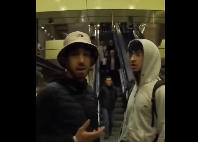 Carteristas en el Metro
