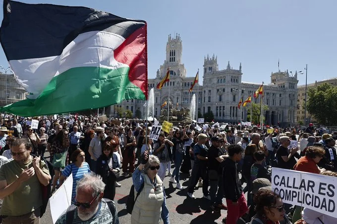 España Unida: Miles exigen paz en Palestina con manifestaciones masivas