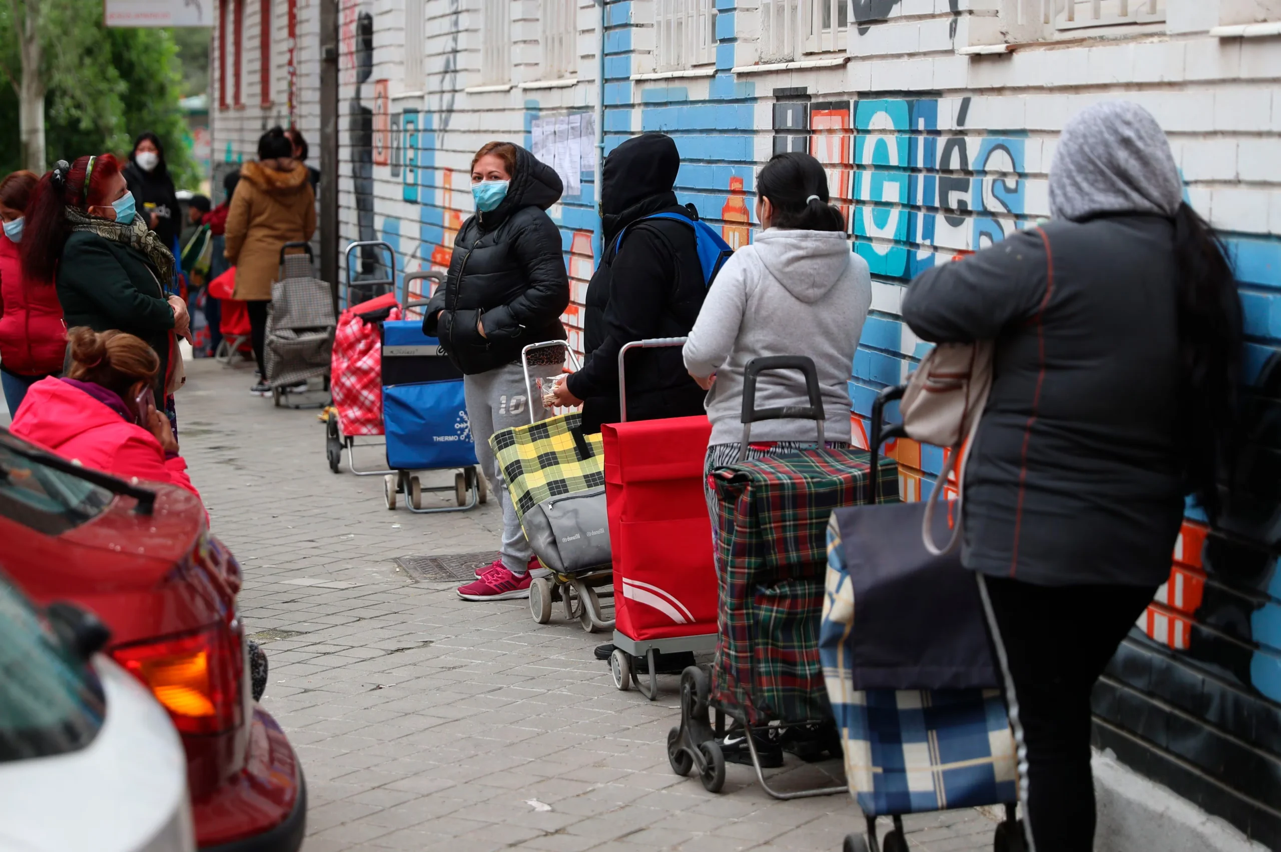 España: últimos puestos de la UE en pobreza, desempleo y vivienda, según Bruselas