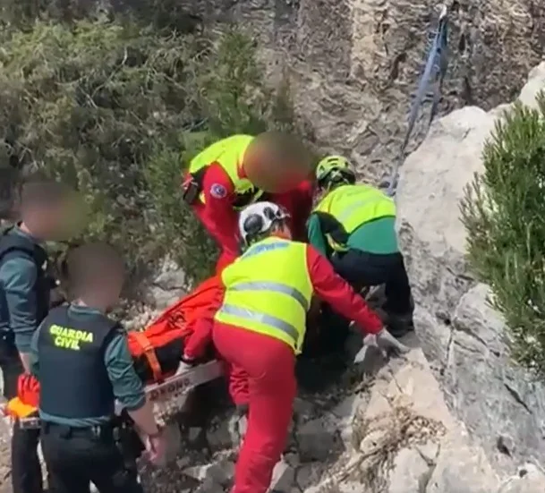 Hombre de 78 años rescatado tras sufrir una caída en Fuendetodos