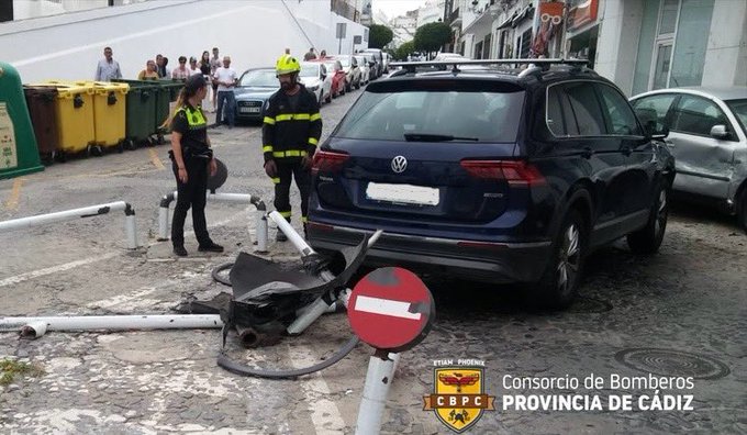 Accidente de tráfico en la Calle Corredera de Arcos de la Frontera