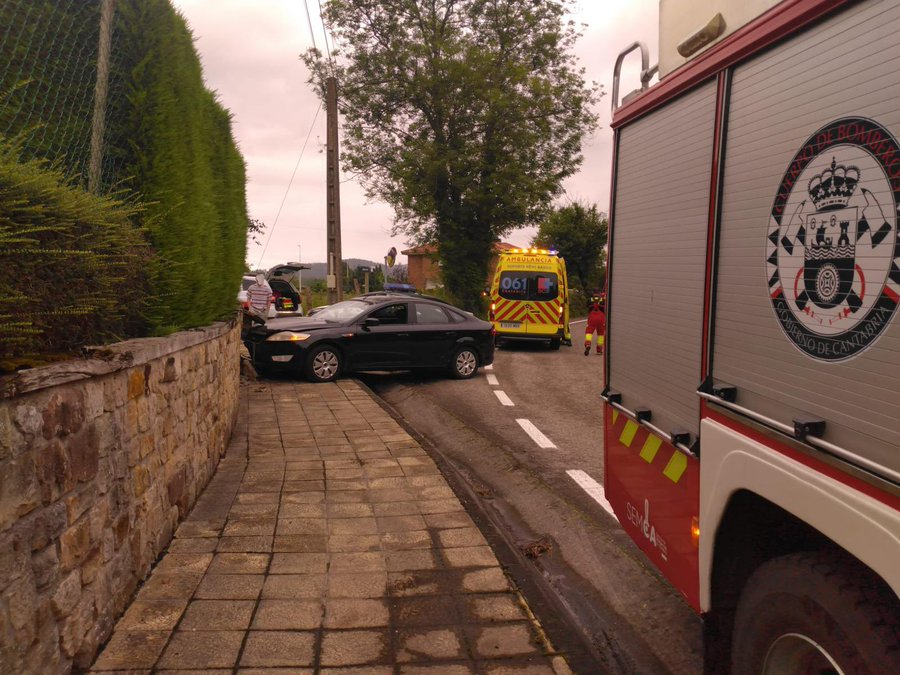 Accidente en la CA-162: un herido tras una salida de vía