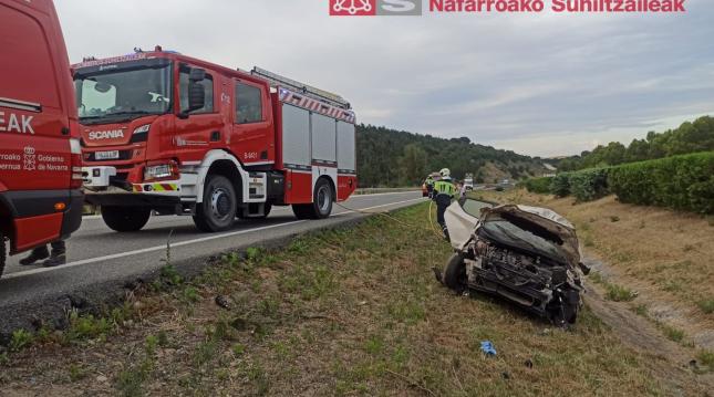 ¡Cuatro personas heridas en un accidente de tráfico en la AP-15!