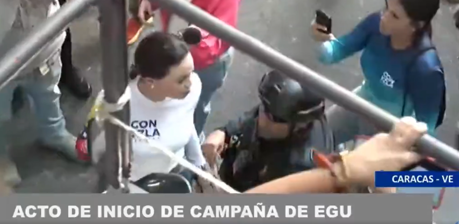 María Corina Machado Confronta a Esbirros en Caracas.VE