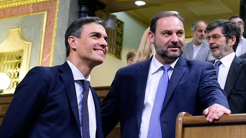 Controversia por mensajes filtrados entre Pedro Sánchez y José Luis Ábalos sobre rescate financiero