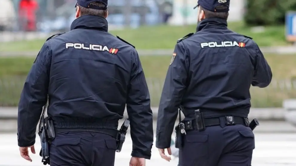 Fiscalía pide inhabilitar a dos exconsejeros en Cataluña por retrasar la vacunación de policías durante la pandemia