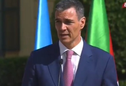 Pedro Sánchez reafirma la autonomía de las regiones bajo la Constitución